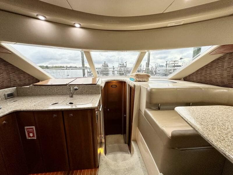 2007 Meridian 411 Sedan