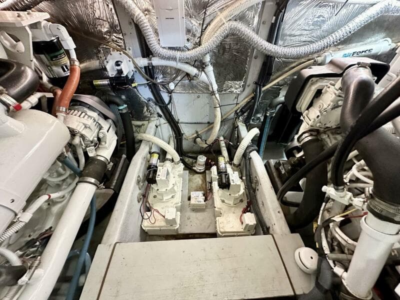 2007 Meridian 411 Sedan