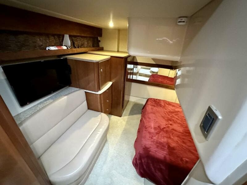 2007 Meridian 411 Sedan