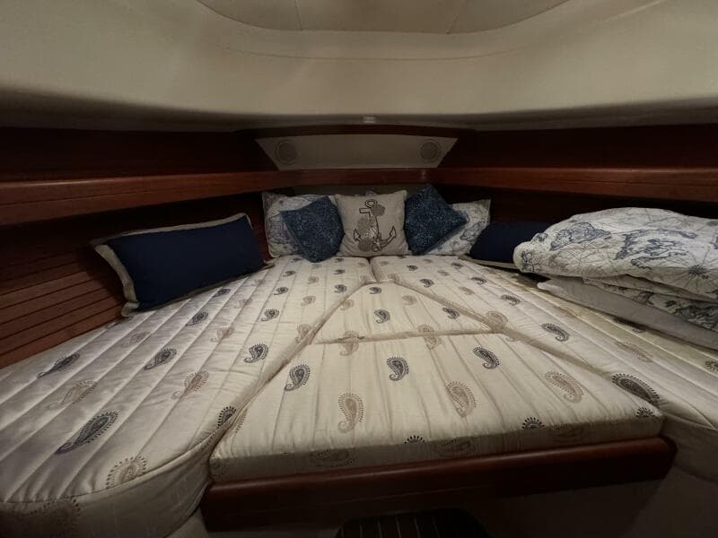 2008 Mainship 34 Pilot Hardtop