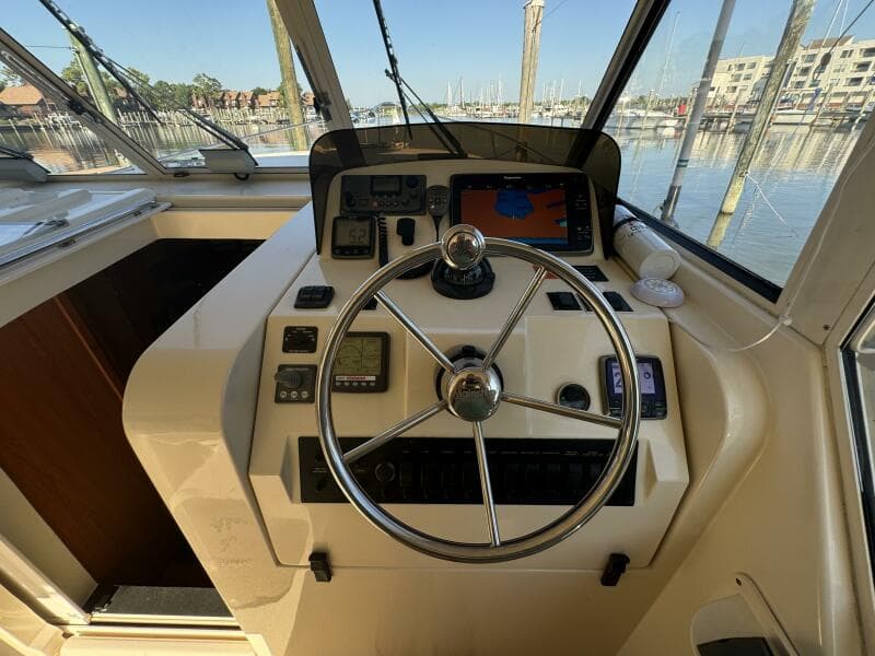 2008 Mainship 34 Pilot Hardtop
