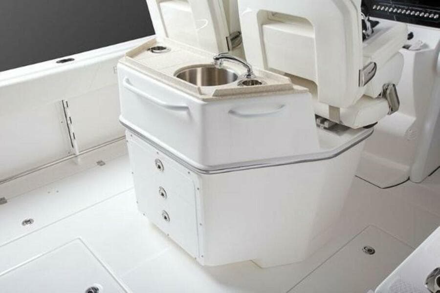 2025 Edgewater 262CC