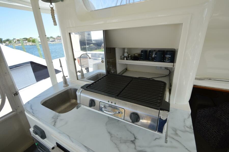 1995 Ocean 48 Cockpit Motor Yacht