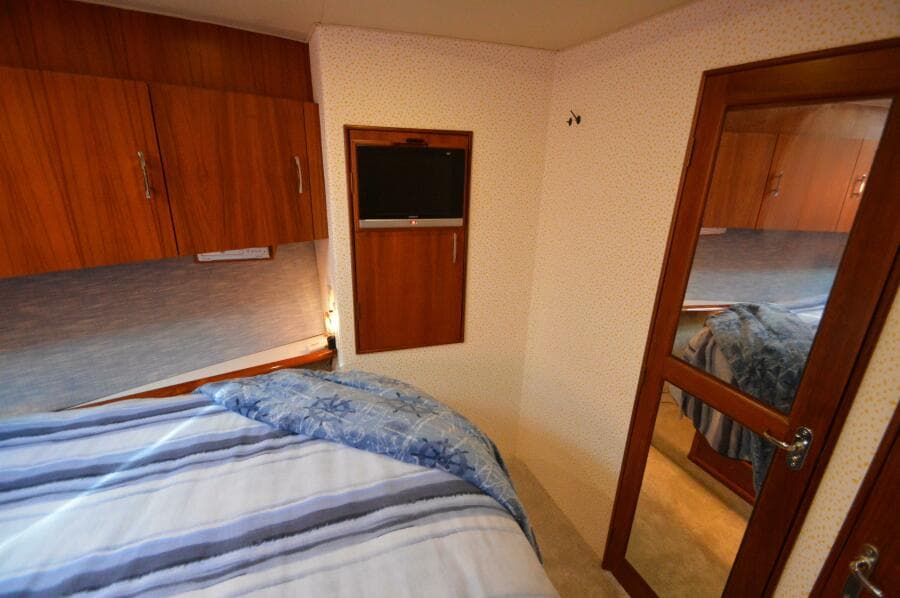 1995 Ocean 48 Cockpit Motor Yacht