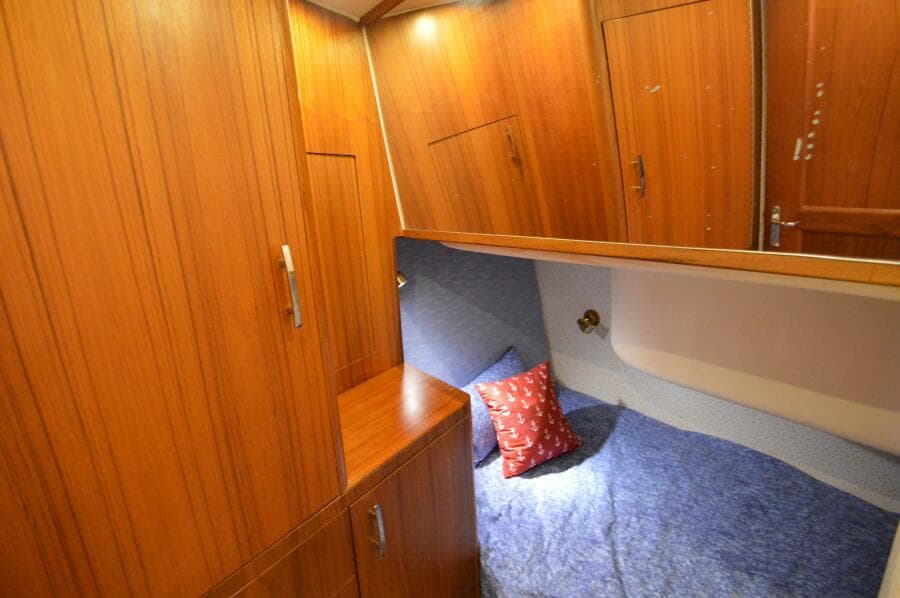 1995 Ocean 48 Cockpit Motor Yacht
