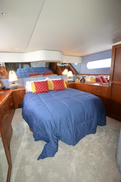 1995 Ocean 48 Cockpit Motor Yacht