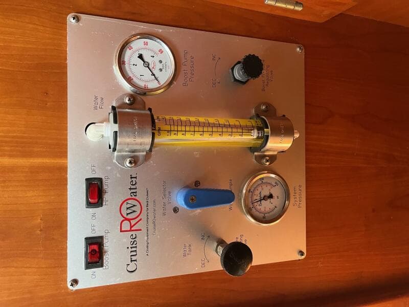 1996 Gozzard Aft Cockpit