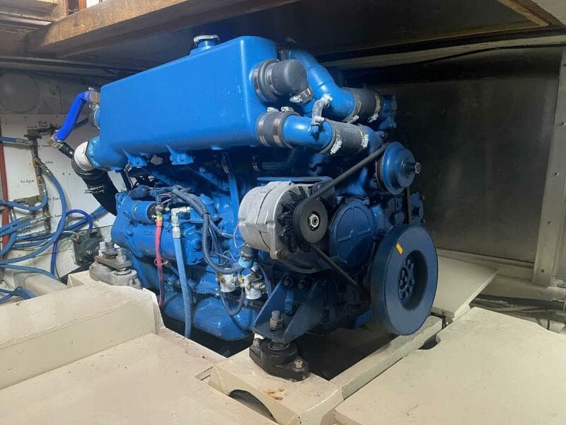 1985 DeFever 40 Offshore Cruiser