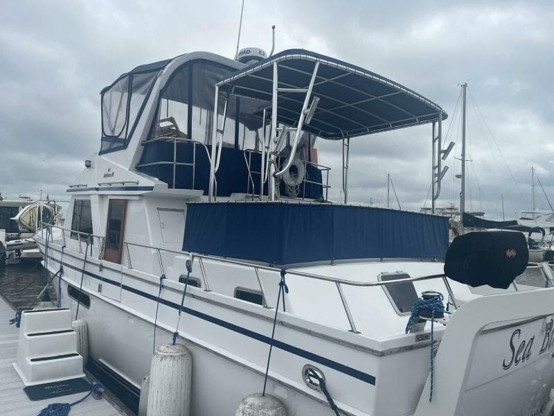 1985 DeFever 40 Offshore Cruiser