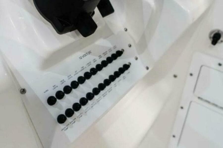 2025 Edgewater 280CX