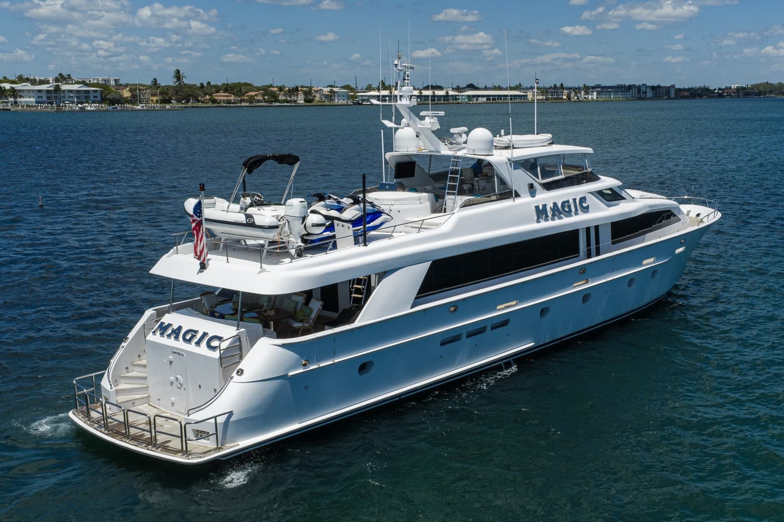 2005 Hatteras 100 Motor Yacht - Photo 60