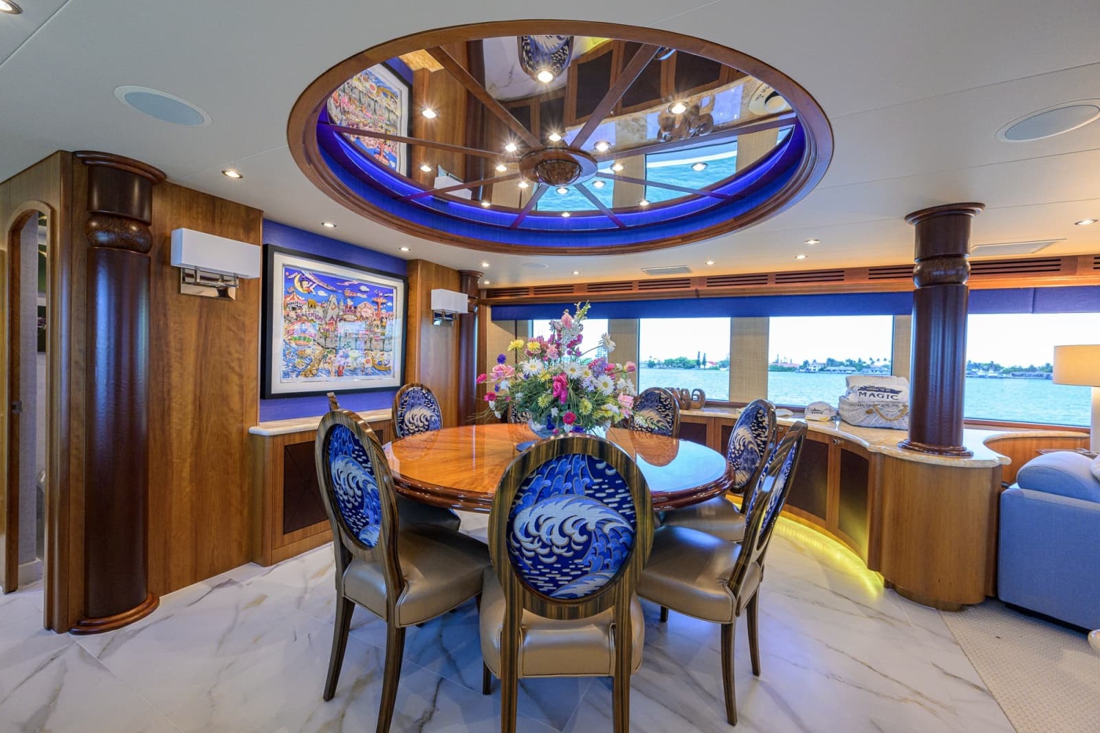 2005 Hatteras 100 Motor Yacht - Photo 8
