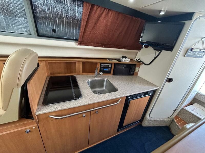 2008 Bayliner Discovery 288