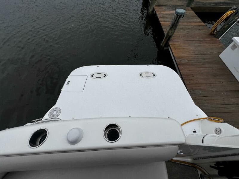 2007 Larson Cabrio 274