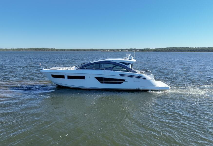 2020 Cruisers Yachts- HARPER BELL- 