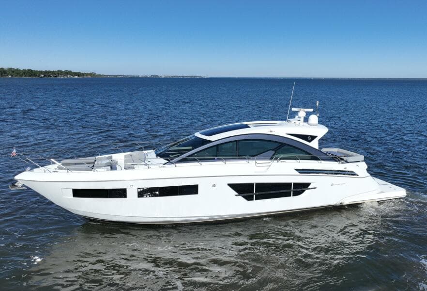 2020 Cruisers Yachts- HARPER BELL- 