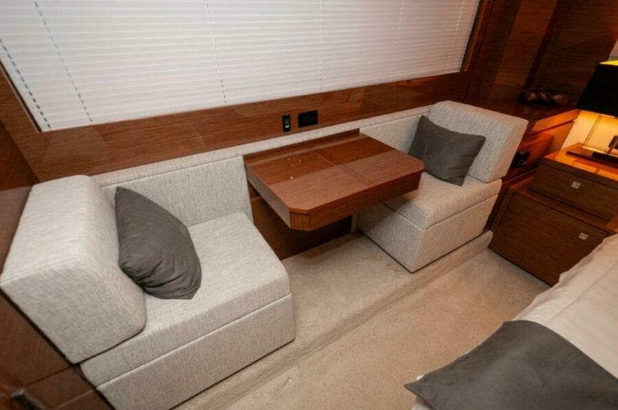 2020 Cruisers Yachts- HARPER BELL- Master SR 3