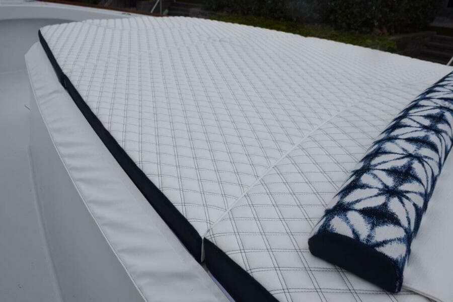 Forward Sunlounge With Pillow Cushion