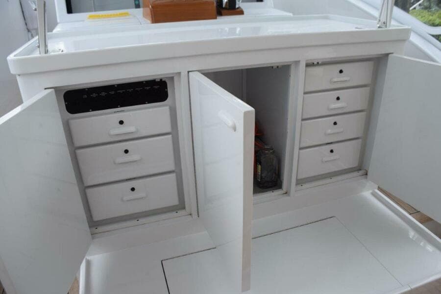 Tackle Center And Pump And Light Switch Panel