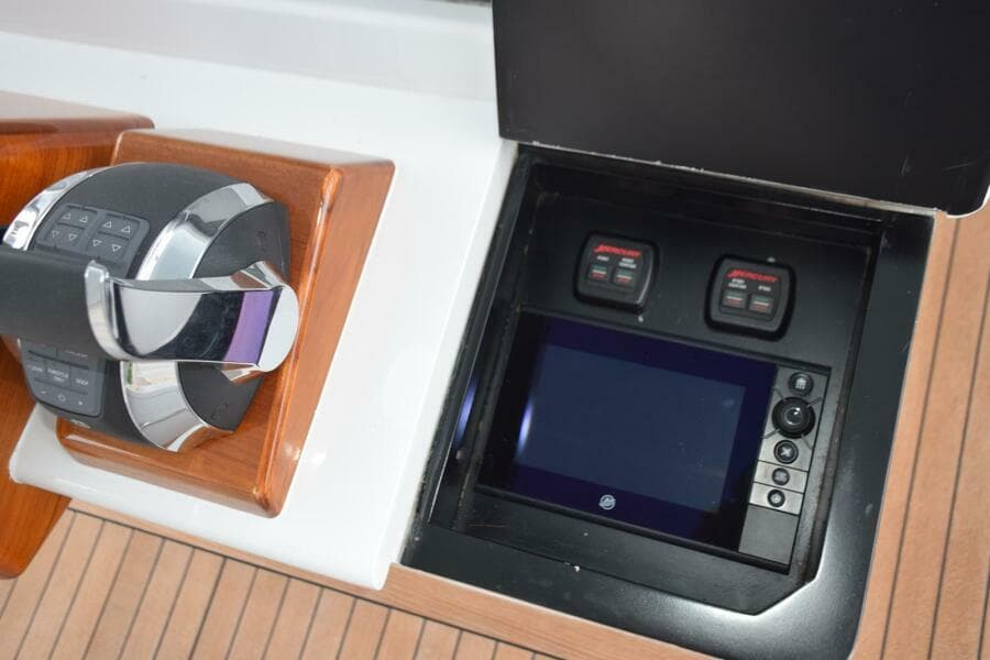 Mercury Controls, Start Stops And Display Panel