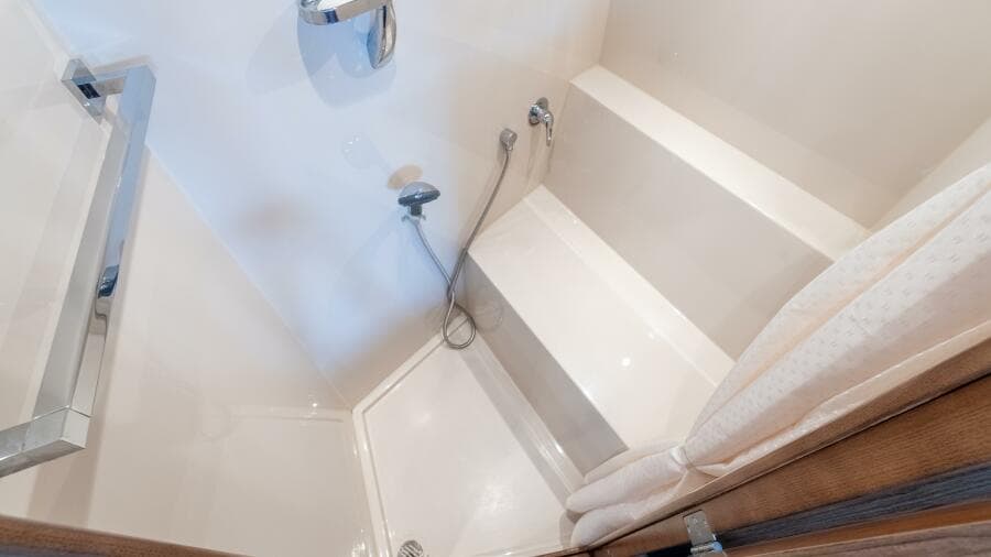 2013 Cruisers 48 Cantius