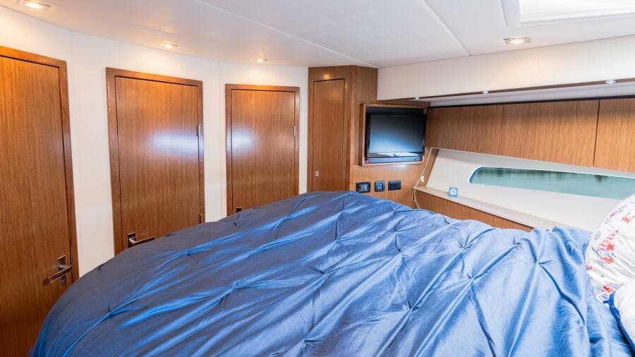 2013 Cruisers 48 Cantius