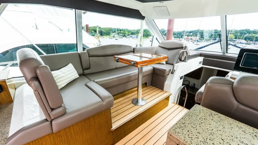 2013 Cruisers 48 Cantius