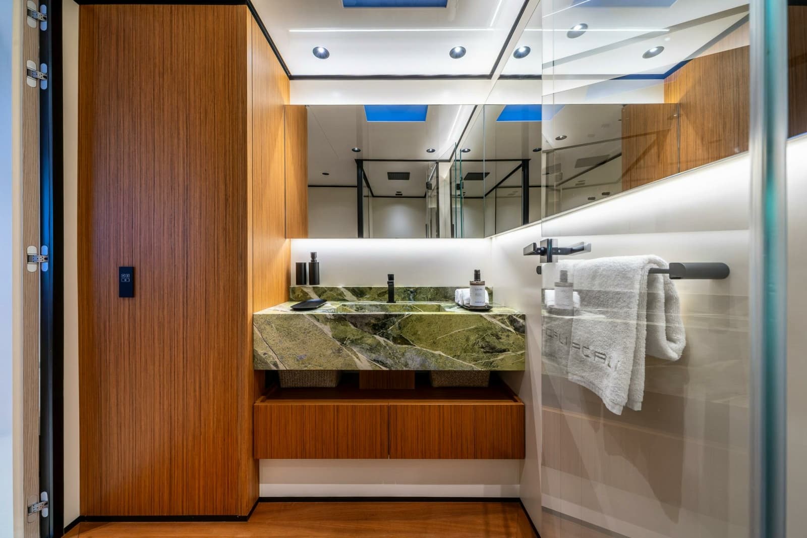 2024 Wider Yachts WiderCat 92 - Photo 44