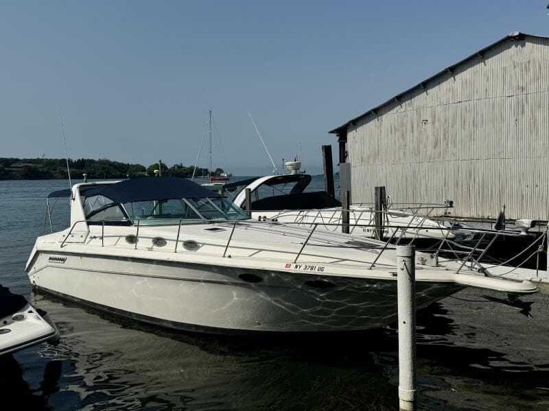 1995 Sea Ray Express Cruiser