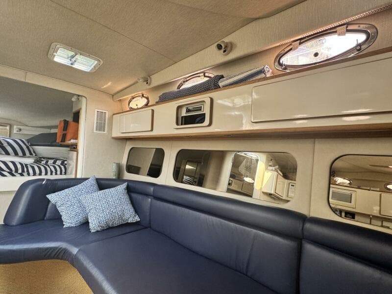 1995 Sea Ray Express Cruiser