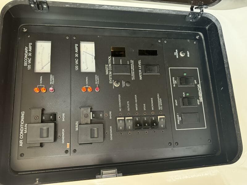 1995 Sea Ray Express Cruiser