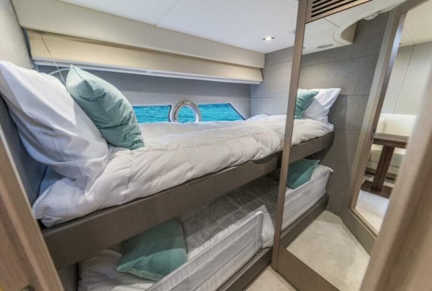 2017 Sunseeker Predator