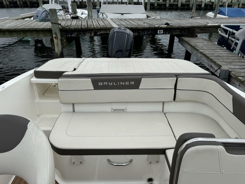 2018 Bayliner VR5 Bowrider OB