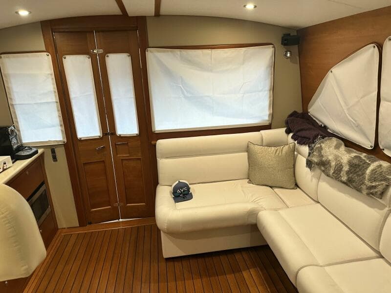 2017 Palm Beach Motor Yachts PB42