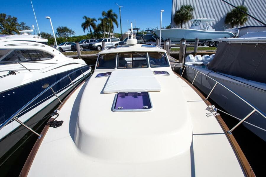 2017 Palm Beach Motor Yachts PB42