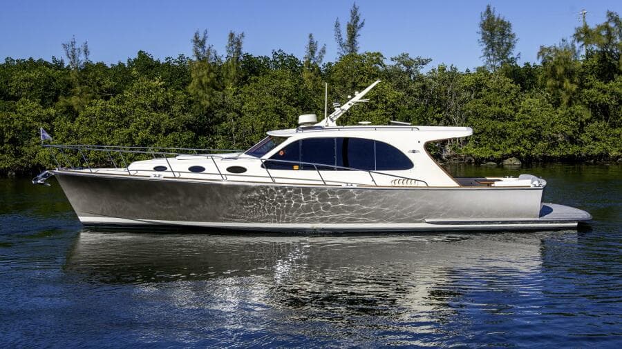 2017 Palm Beach Motor Yachts PB42