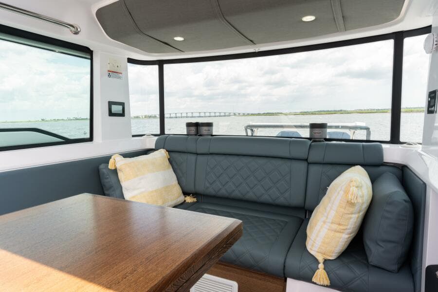 2023 Axopar 37XC Cross Cabin