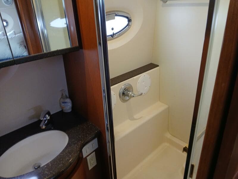 2006 Silverton 35 Motor Yacht