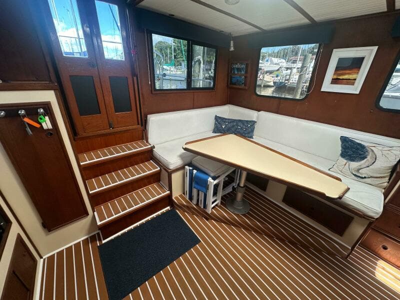 1985 Nordic Tugs 32 - Photo 4