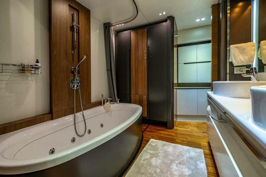 2007 Peri Yachts Peri 29