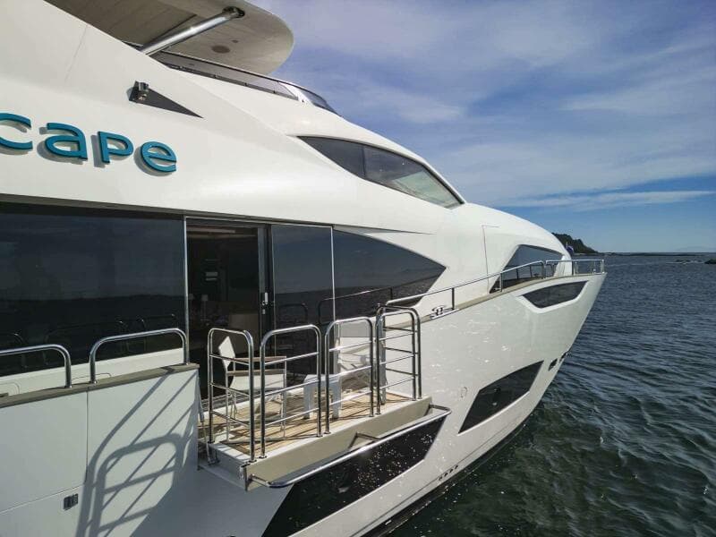 2017 Sunseeker 95 Yacht