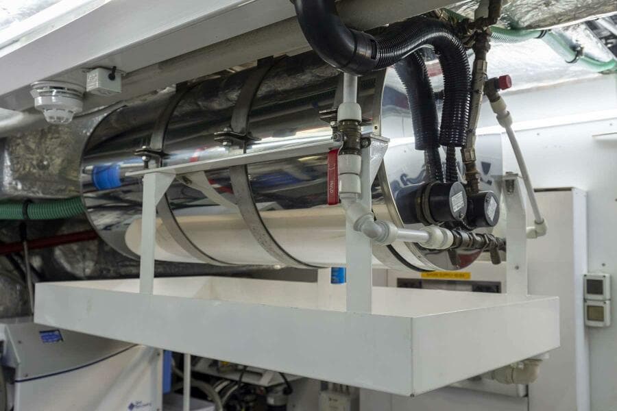 2017 Sunseeker 95 Yacht