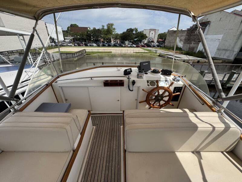 1989 Grand Banks 42 Motor Yacht