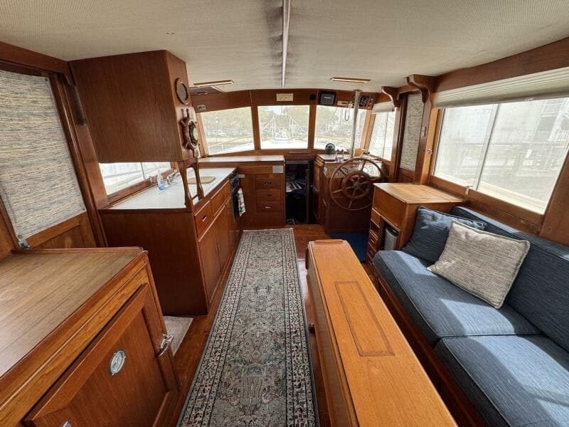 1989 Grand Banks 42 Motor Yacht