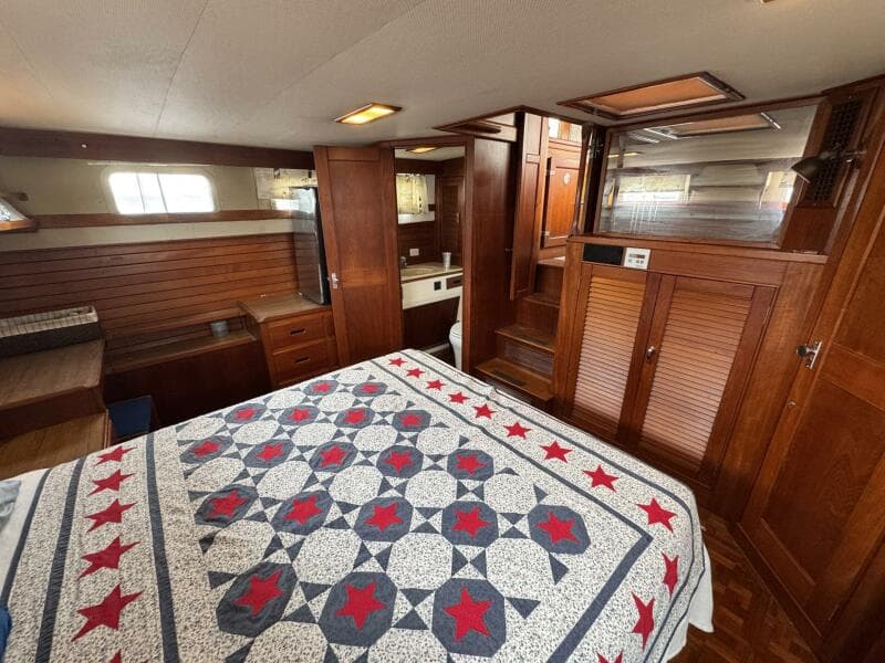 1989 Grand Banks 42 Motor Yacht