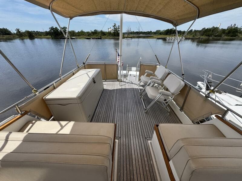 1989 Grand Banks 42 Motor Yacht