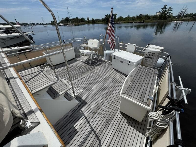 1989 Grand Banks 42 Motor Yacht