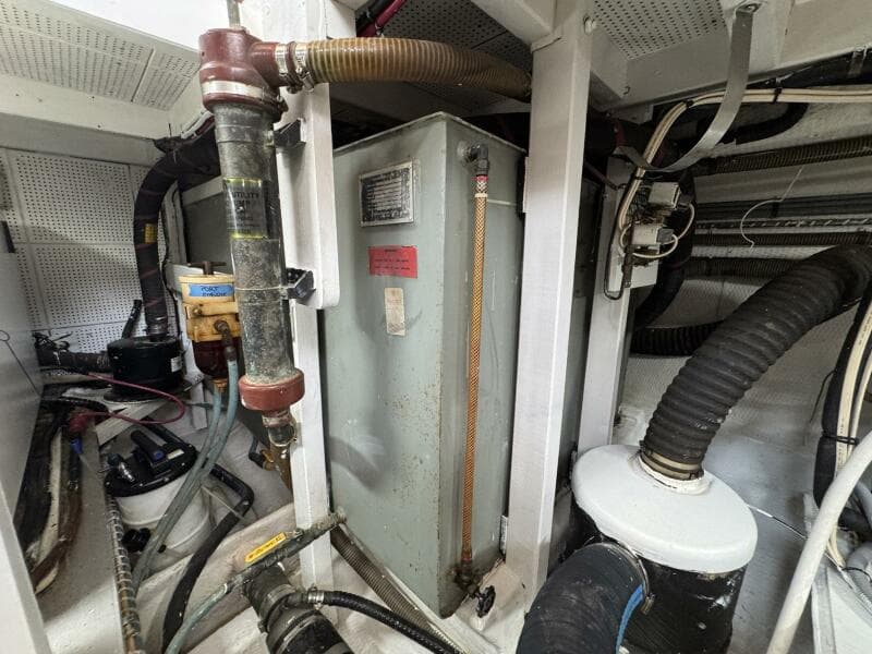 1989 Grand Banks 42 Motor Yacht