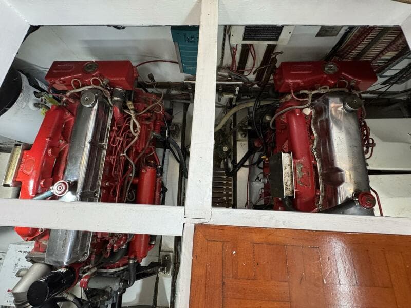 1989 Grand Banks 42 Motor Yacht