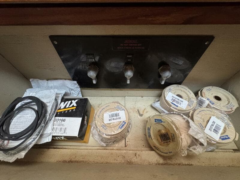 1989 Grand Banks 42 Motor Yacht